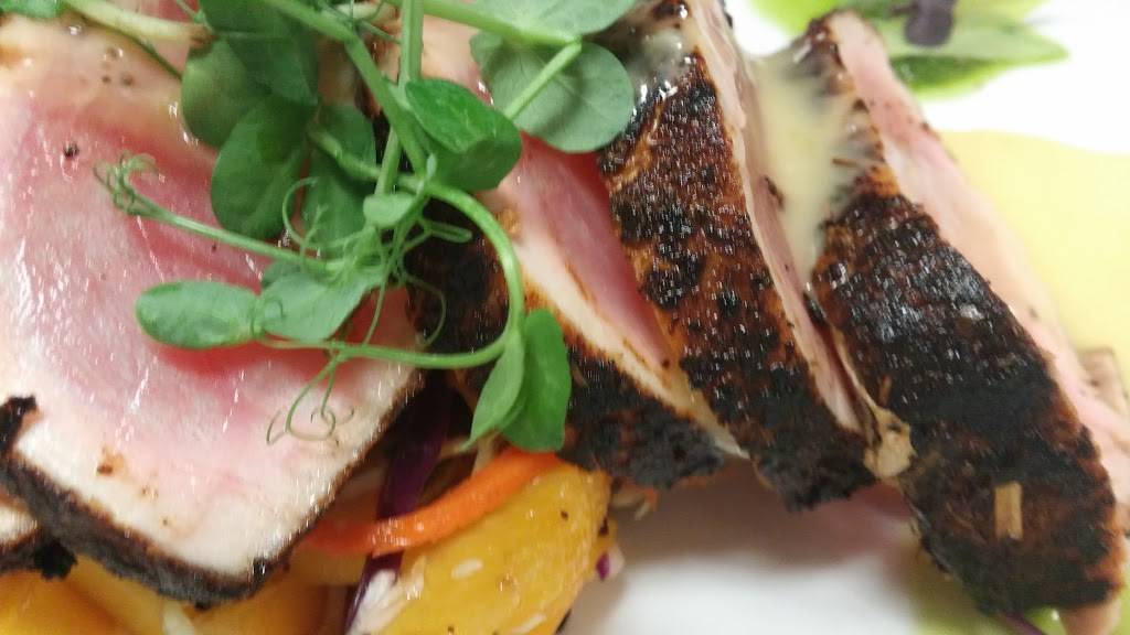 Chillfire Bar & Grill | restaurant | 121 Cross Center Rd, Denver, NC 28037, USA | 7048272121 OR +1 704-827-2121