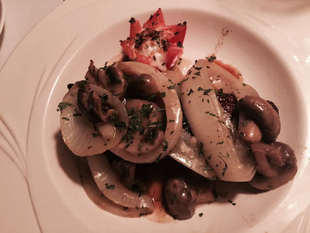 Bazils | restaurant | 4777 E Sunrise Dr, Tucson, AZ 85718, USA | 5205773322 OR +1 520-577-3322