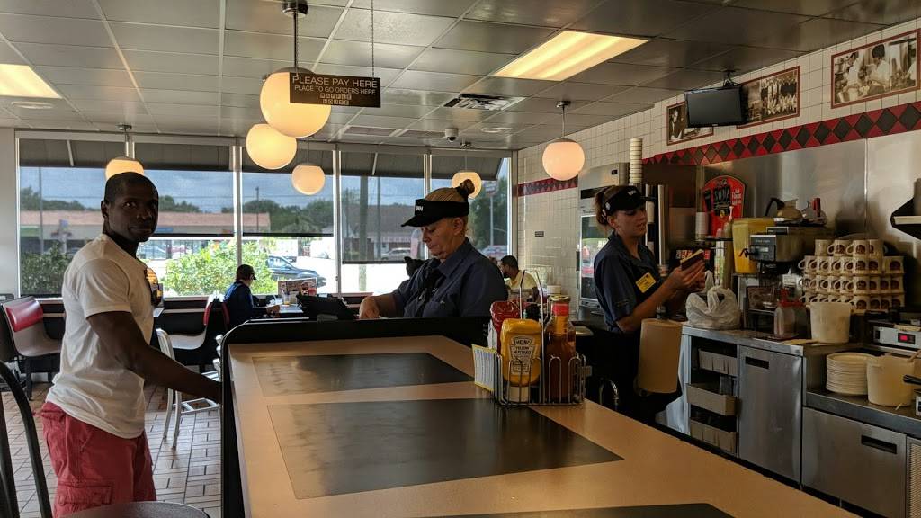 Waffle House | meal takeaway | 1412 W Brandon Blvd, Brandon, FL 33511, USA | 8136546375 OR +1 813-654-6375