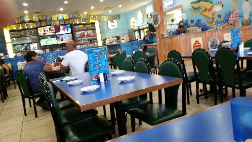 El Bucanero | restaurant | 8300 Marbach Rd, San Antonio, TX 78227, USA | 2106457337 OR +1 210-645-7337