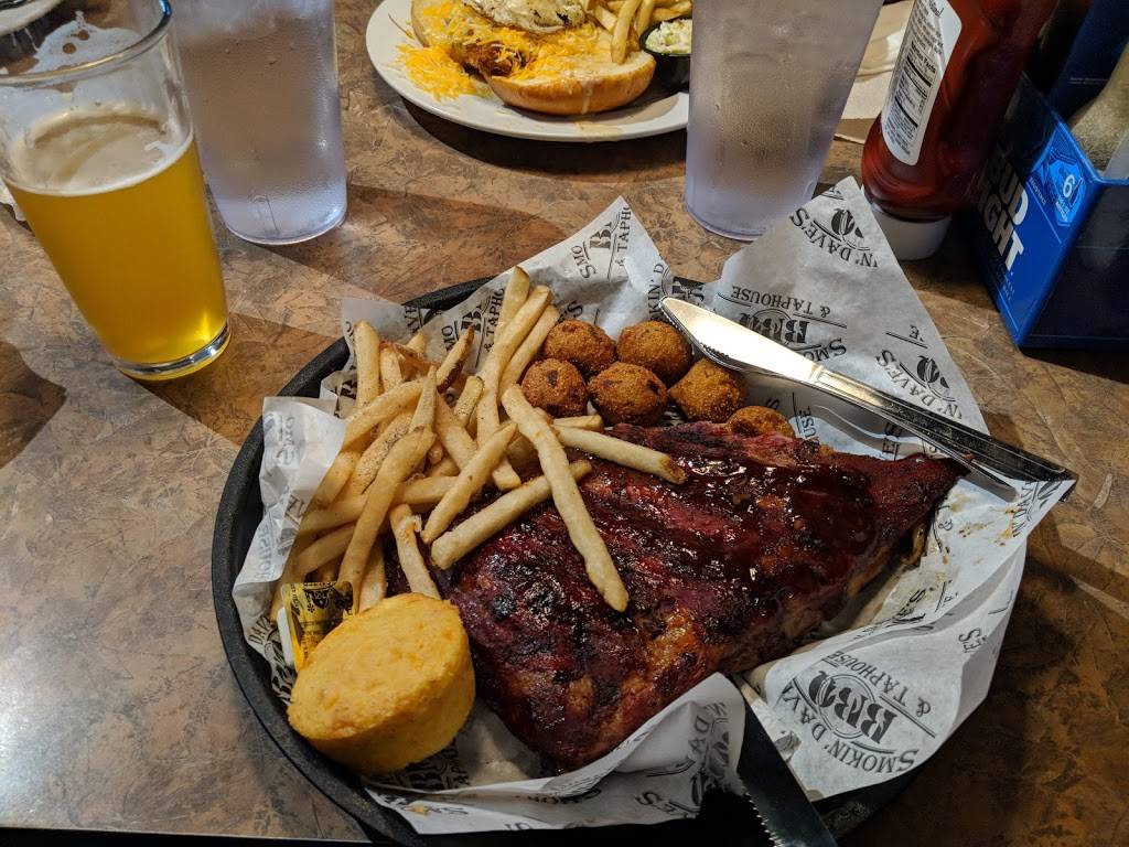 Smokin Daves BBQ & Brew | restaurant | 820 Moraine Ave, Estes Park, CO 80517, USA | 9705777427 OR +1 970-577-7427