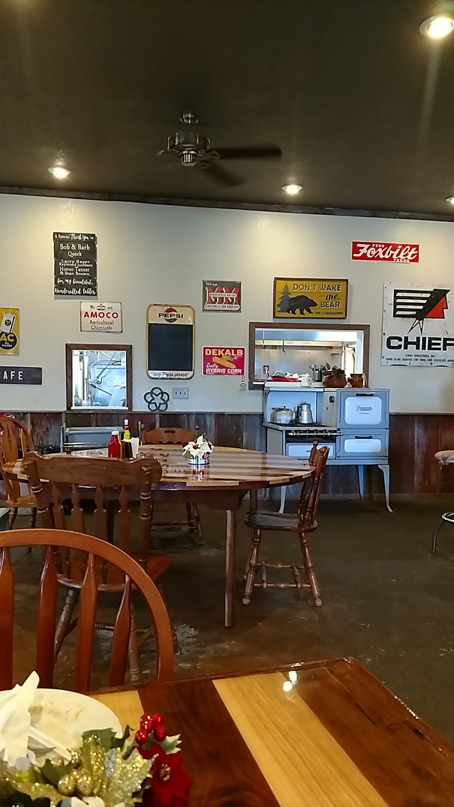 Kramers Kafe | restaurant | 113 Broad St, Orient, IA 50858, USA | 6413375110 OR +1 641-337-5110