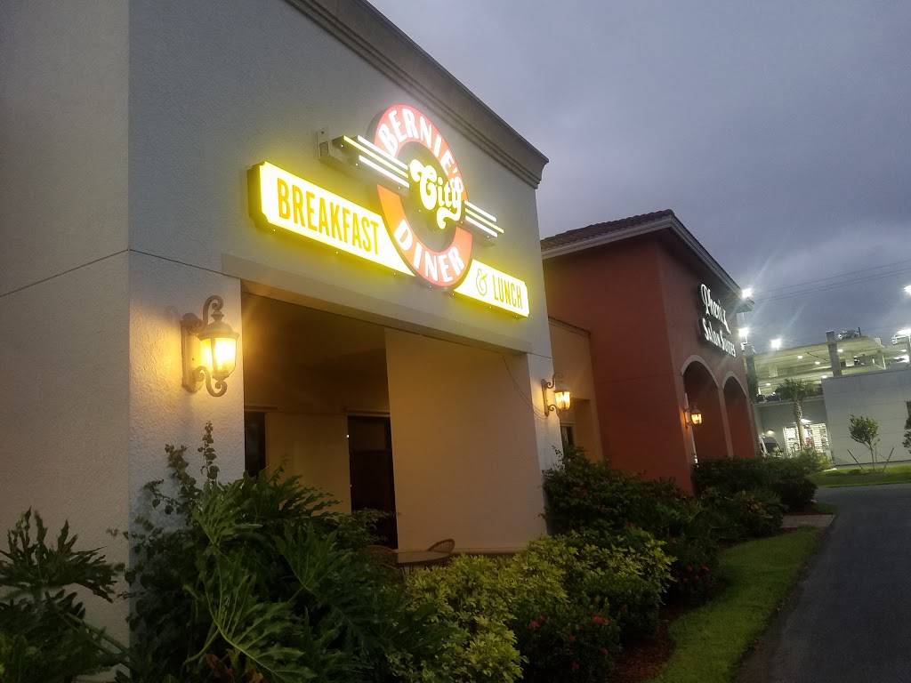 Bernies City Diner | restaurant | 14700 Tamiami Trail N #22, Naples, FL 34110, USA | 2396316591 OR +1 239-631-6591