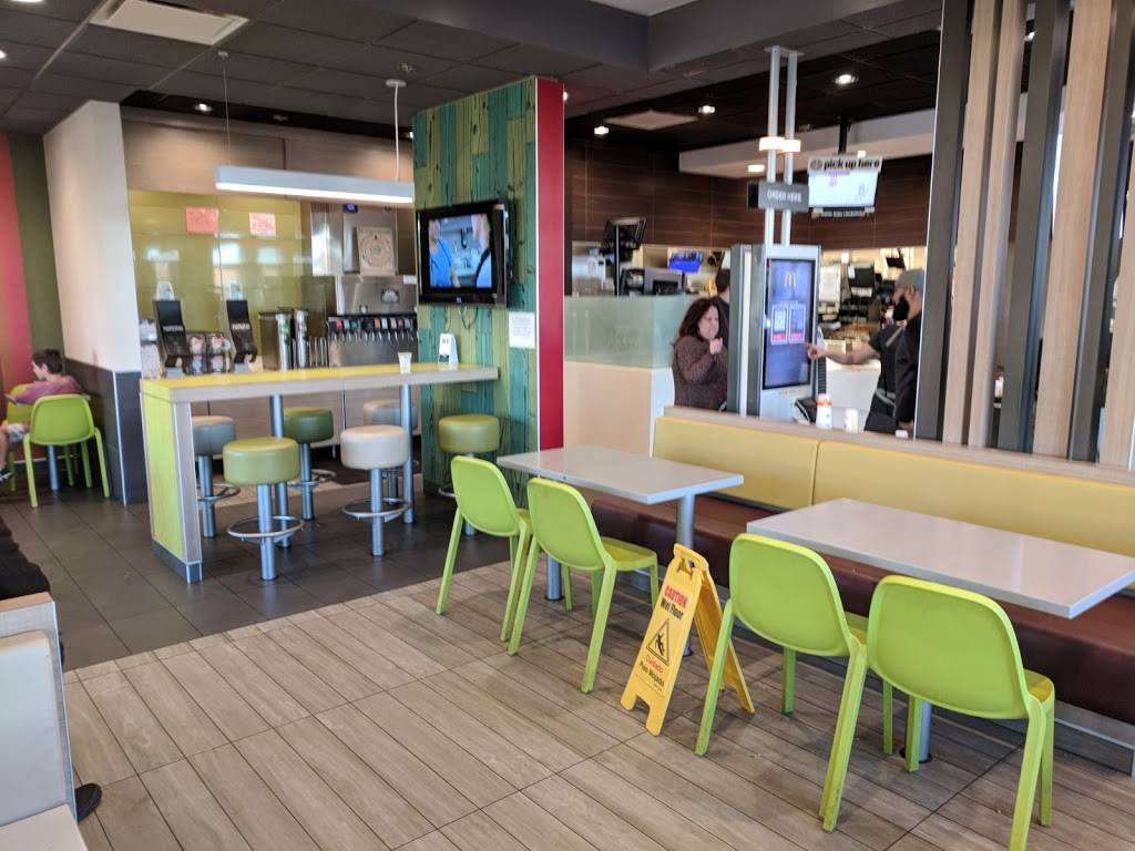 McDonalds | cafe | 7010 NE Hwy 99, Vancouver, WA 98665, USA | 3606943591 OR +1 360-694-3591