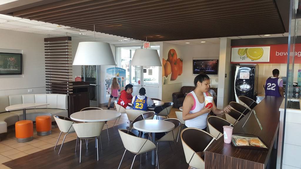 McDonalds | cafe | 867 W 1700 S, Syracuse, UT 84075, USA | 8017758259 OR +1 801-775-8259