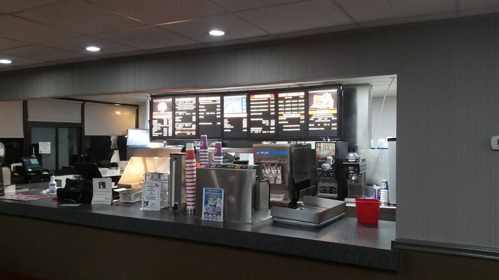 Penguin Point | restaurant | 3406 S Adams St, Marion, IN 46953, USA | 7656747388 OR +1 765-674-7388