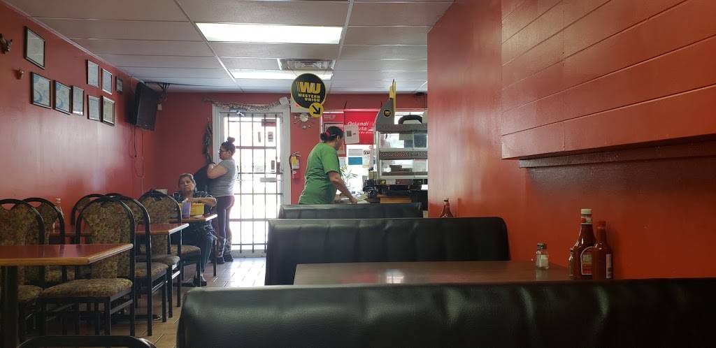 El Jarochito | restaurant | 164 S Academy St, Galesburg, IL 61401, USA | 3093426103 OR +1 309-342-6103