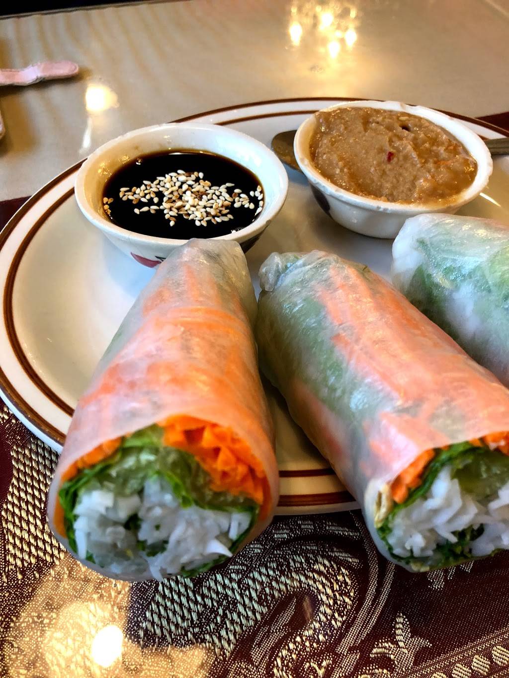 Ruan Thai Restaurant | restaurant | 215 W 12th St, Ogden, UT 84404, USA | 8013924499 OR +1 801-392-4499