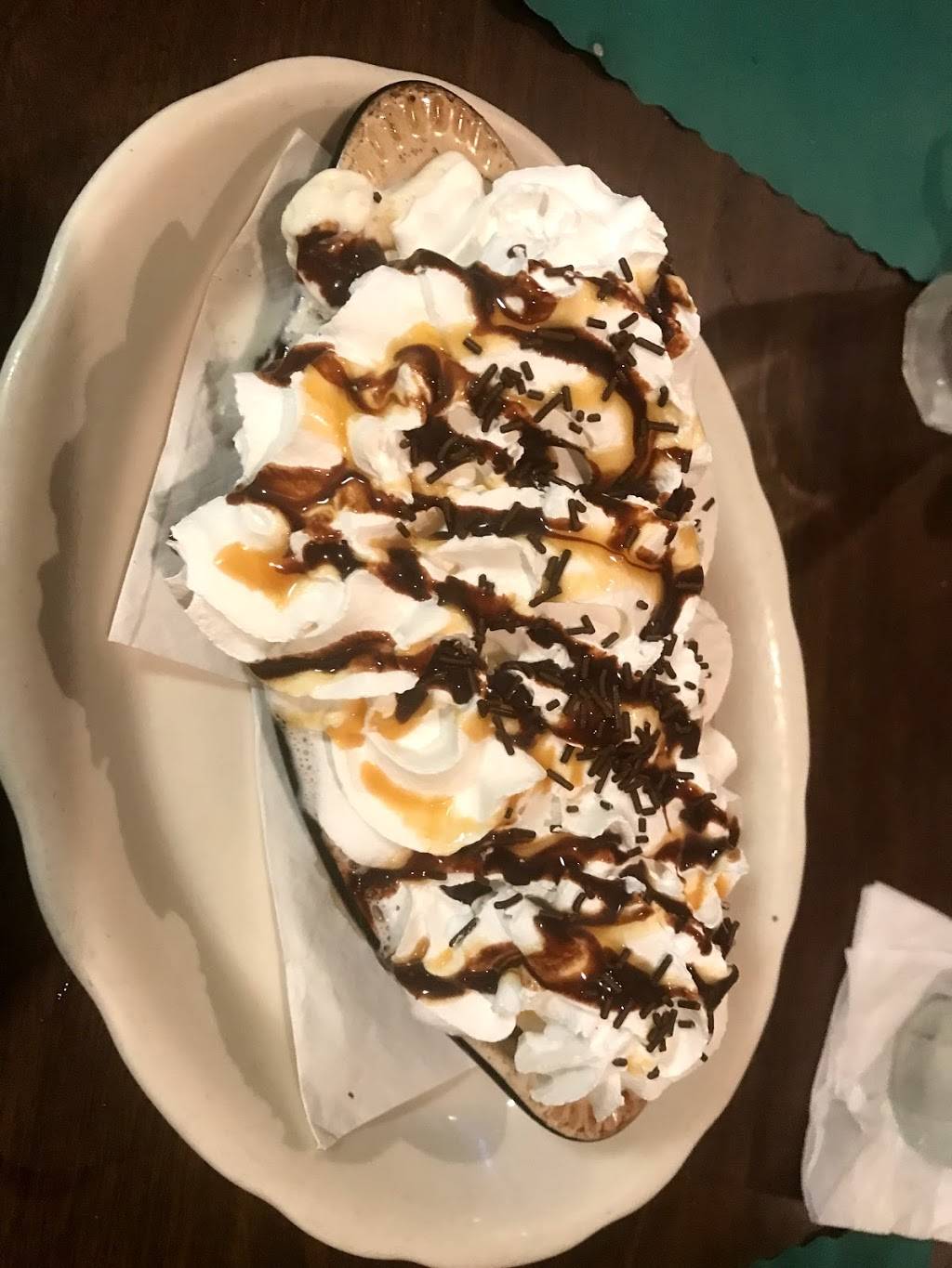 Mr. Es Tavern & Fine Food | restaurant | 313 W Kings Hwy, Coatesville, PA 19320, USA | 6103844356 OR +1 610-384-4356