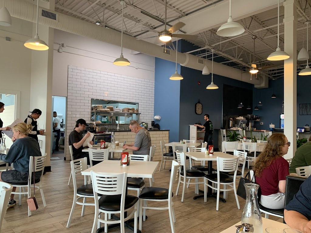 Le Peep Greenwood | restaurant | 210 S Emerson Ave, Greenwood, IN 46143, USA | 3173001134 OR +1 317-300-1134