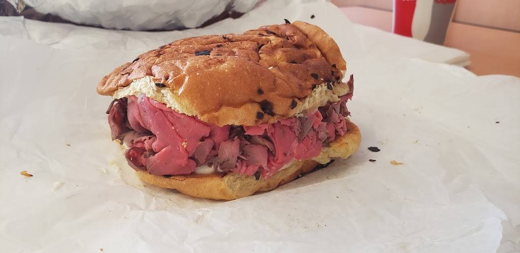 Supreme Roastbeef | meal takeaway | 18 Maple St, Danvers, MA 01923, USA | 9787770606 OR +1 978-777-0606