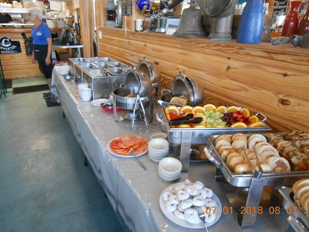 Hooked Island Grill | restaurant | 4200 Pine Island Rd, Matlacha, FL 33993, USA | 2395403463 OR +1 239-540-3463