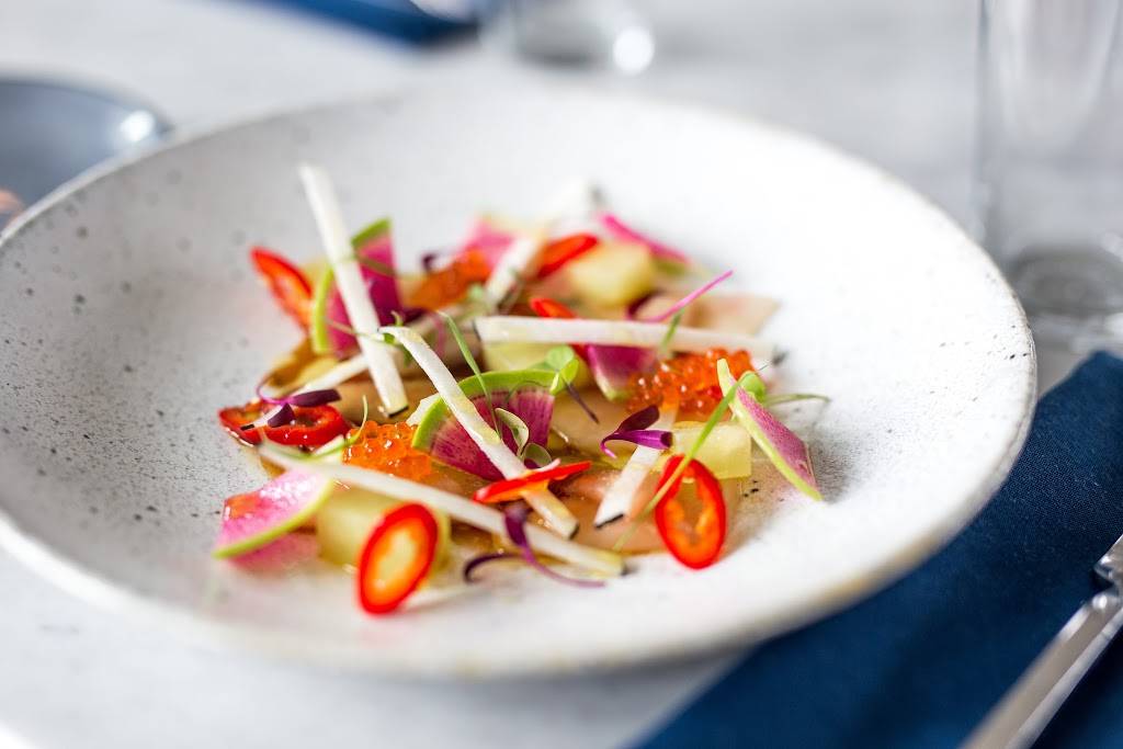 The Watch Rooftop Kitchen and Spirits | restaurant | 79 Wentworth St, Charleston, SC 29401, USA | 8435185115 OR +1 843-518-5115