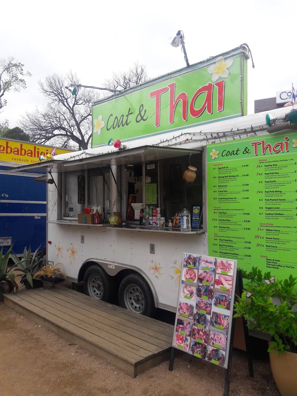 Coat & Thai | restaurant | 1720 Barton Springs Rd, Austin, TX 78702, USA | 5129702154 OR +1 512-970-2154