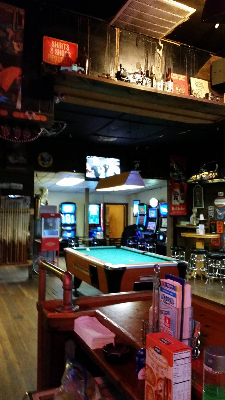 Hubbard Inn | restaurant | 3389 3rd St #9597, Hubbard, OR 97032, USA | 5039825541 OR +1 503-982-5541