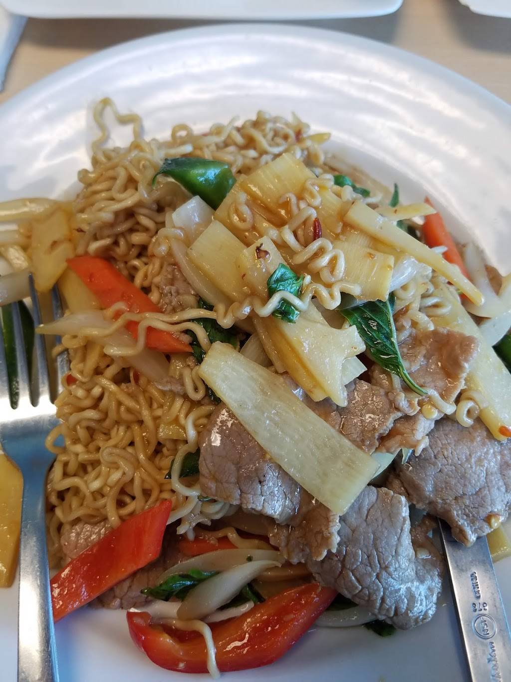 YoYo Asian Street Food | restaurant | 10923 S, US-1, Port St. Lucie, FL 34952, USA | 7722127723 OR +1 772-212-7723