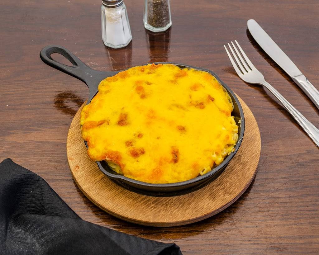 Island Cz Lounge | restaurant | 1440 Utica Ave, Brooklyn, NY 11203, USA | 3476736204 OR +1 347-673-6204