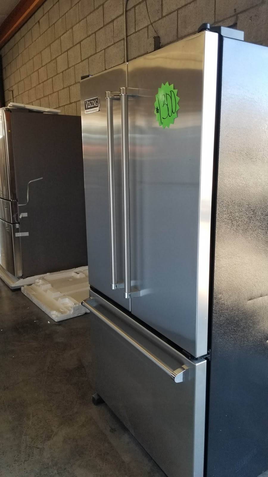 Patron Automotive Collision Auto Parts & Accessories Auto Body P | restaurant | 4168 Holt Blvd, Montclair, CA 91763, USA | 9093999999 OR +1 909-399-9999