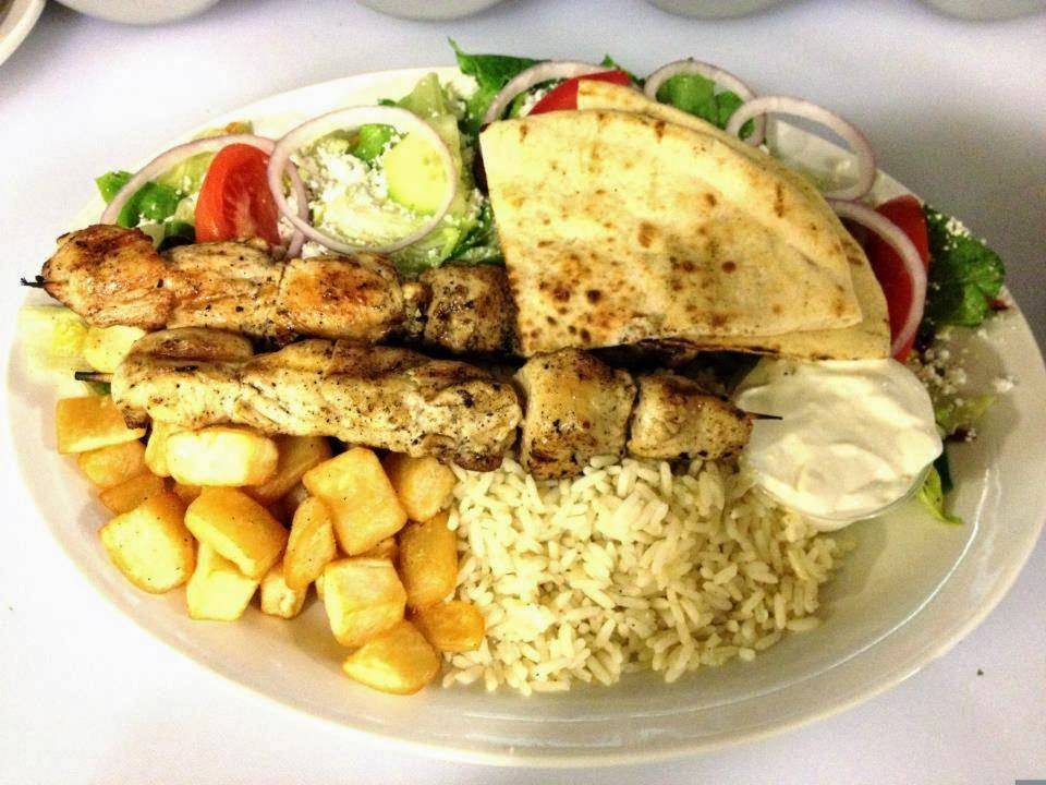 Marias Fiftys Diner | restaurant | 931 Queenston Rd, Stoney Creek, ON L8G 1B8, Canada | 9056645644 OR +1 905-664-5644