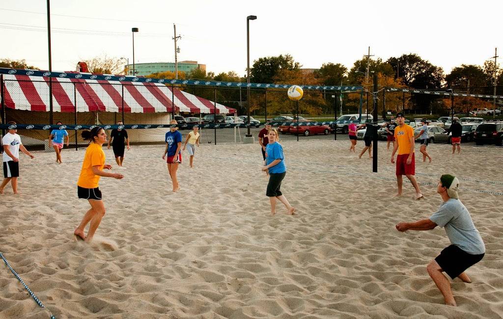 Big Red Restaurant & Sports Bar/Big Red Keno | restaurant | 8100 Cass St, Omaha, NE 68114, USA | 4023909495 OR +1 402-390-9495