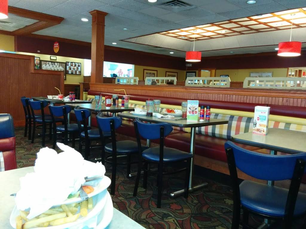 Friendlys | restaurant | 1210 Hooper Ave, Toms River, NJ 08753, USA | 7323498853 OR +1 732-349-8853