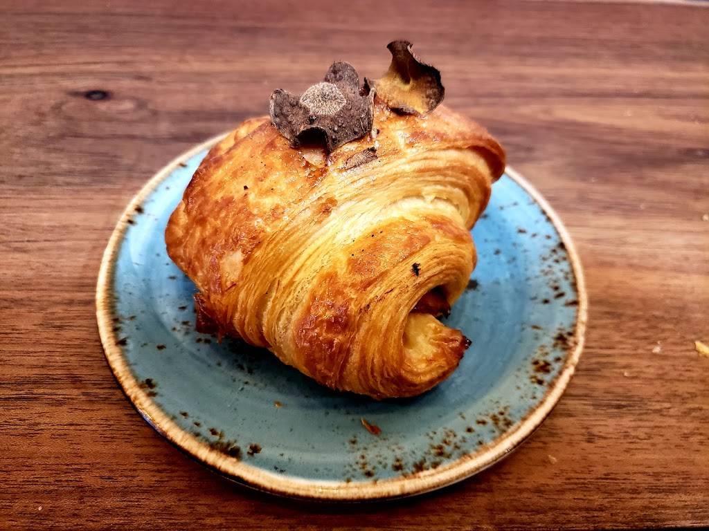 Craftsman and Wolves | cafe | 746 Valencia St, San Francisco, CA 94110, USA | 4159137713 OR +1 415-913-7713