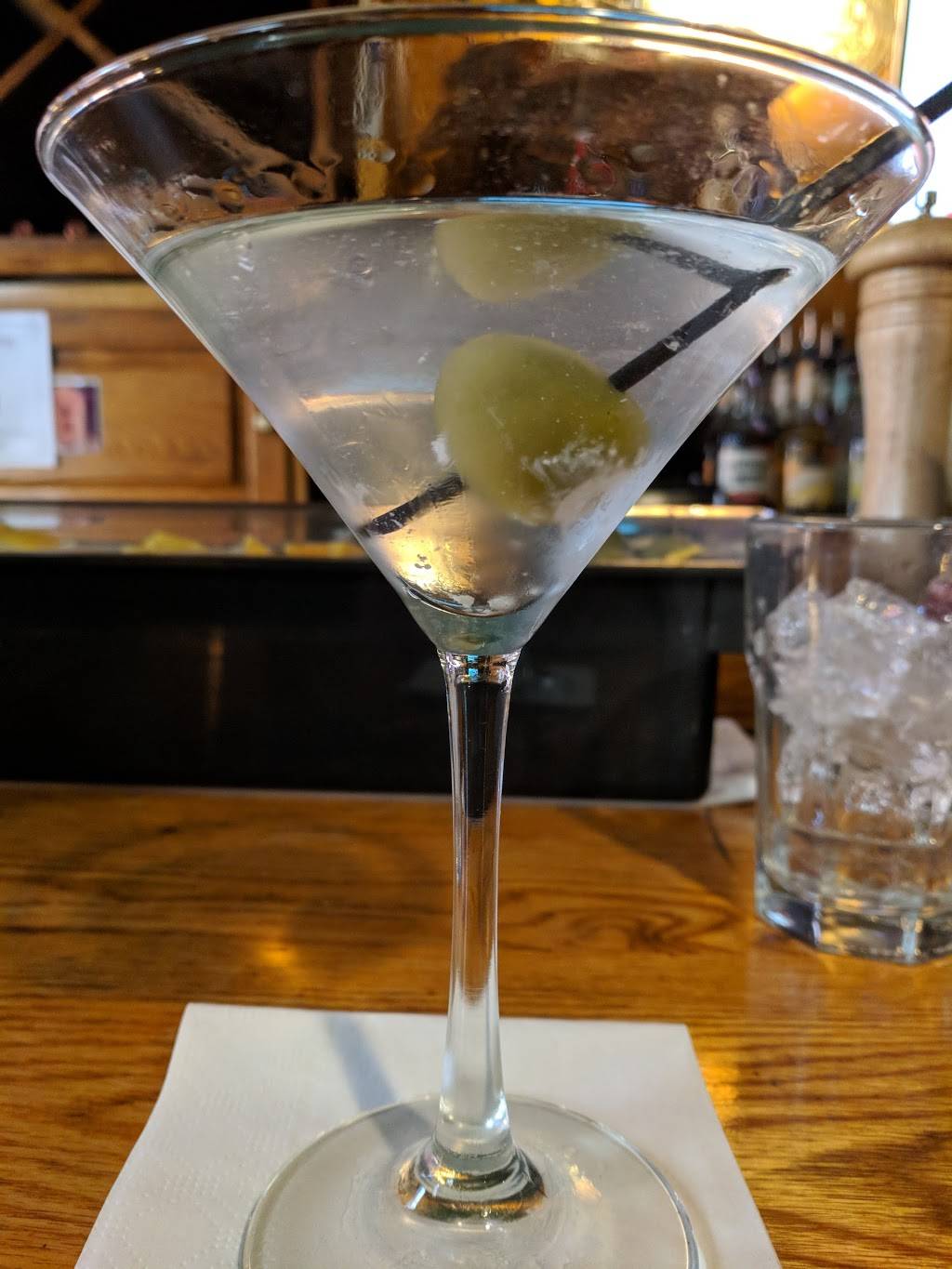 Horse N Carriage | restaurant | 210 Dedham St, Norfolk, MA 02056, USA | 5083842274 OR +1 508-384-2274