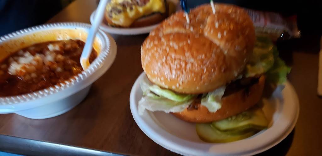 Talleys Log Cabin | restaurant | 2981 Co Rd 612, Lewiston, MI 49756, USA | 9897862011 OR +1 989-786-2011