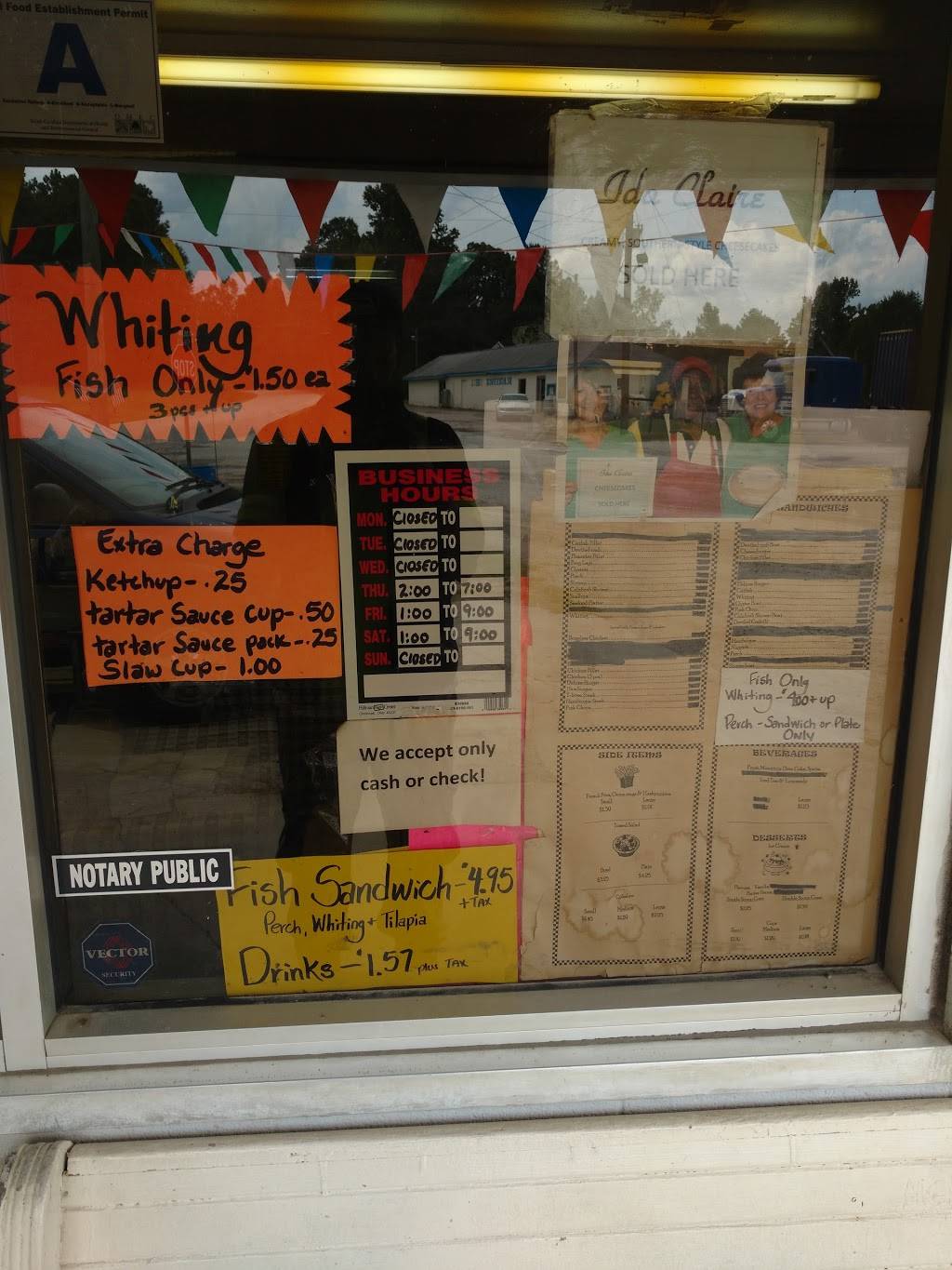 Blackstock Fish Camp | restaurant | 1944 Blackstock Rd, Blackstock, SC 29014, USA | 8035816568 OR +1 803-581-6568