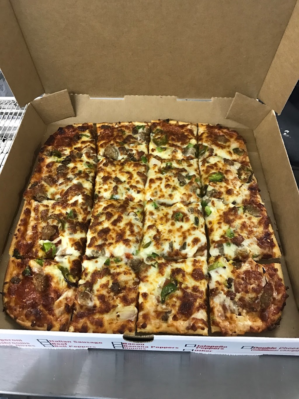 THE CORNER STORE | restaurant | 114 Levee Rd, Mt Sterling, KY 40353, USA | 8594980580 OR +1 859-498-0580