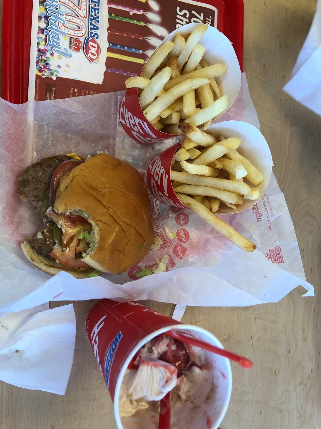 Dairy Queen Store | restaurant | 1005 E Ennis Ave, Ennis, TX 75119, USA | 9728755859 OR +1 972-875-5859