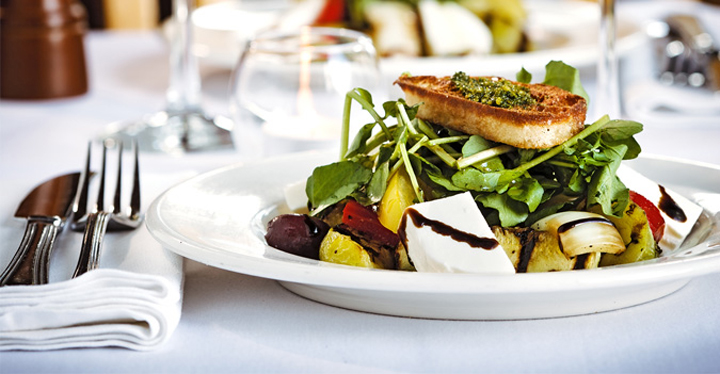 The Riverside Inn | restaurant | 302 E River St, Leland, MI 49654, USA | 2312569971 OR +1 231-256-9971