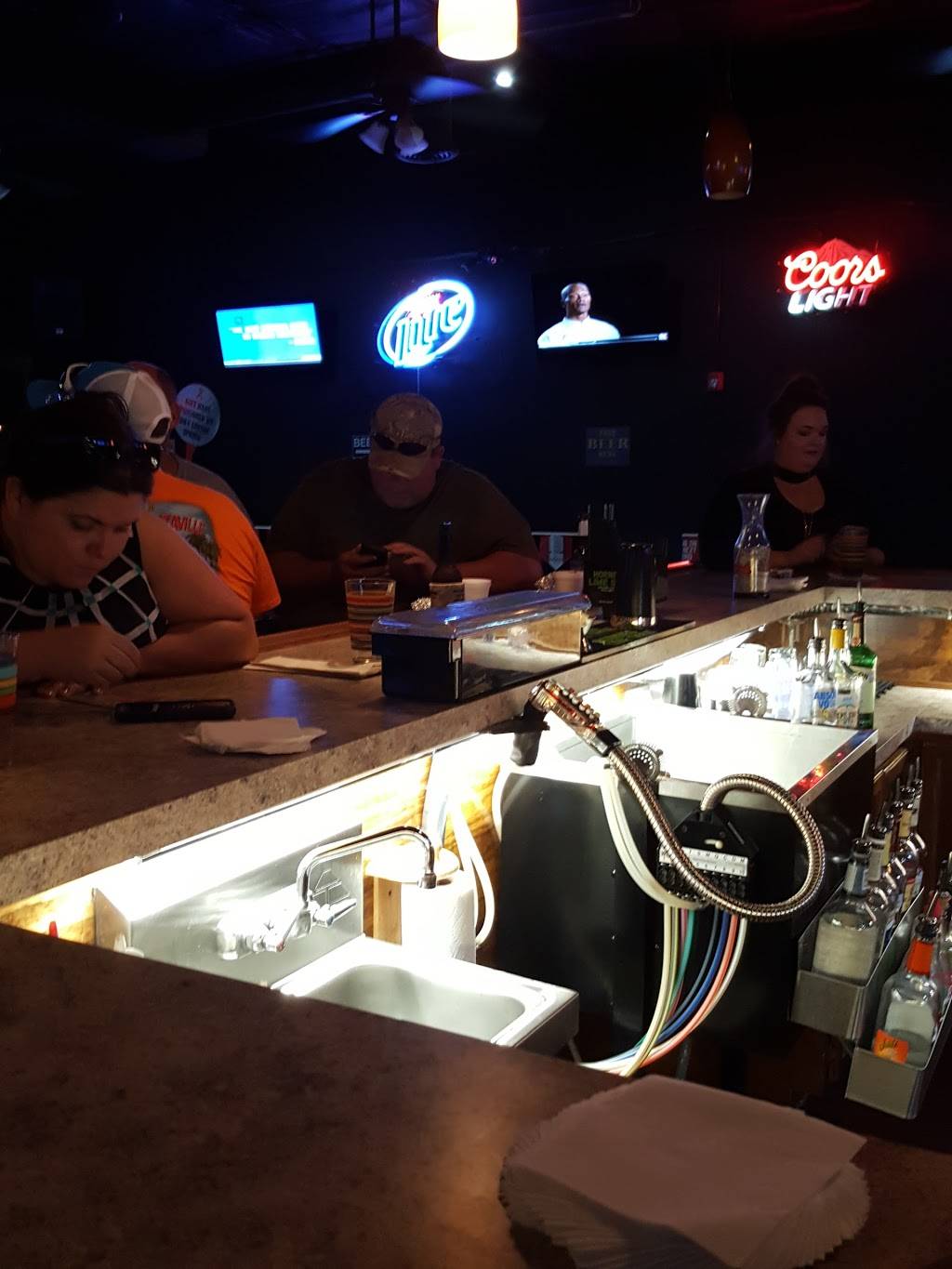 I Dont Know Yet Lounge | restaurant | 3307 Spring Stuebner Rd, Spring, TX 77389, USA | 2815289929 OR +1 281-528-9929