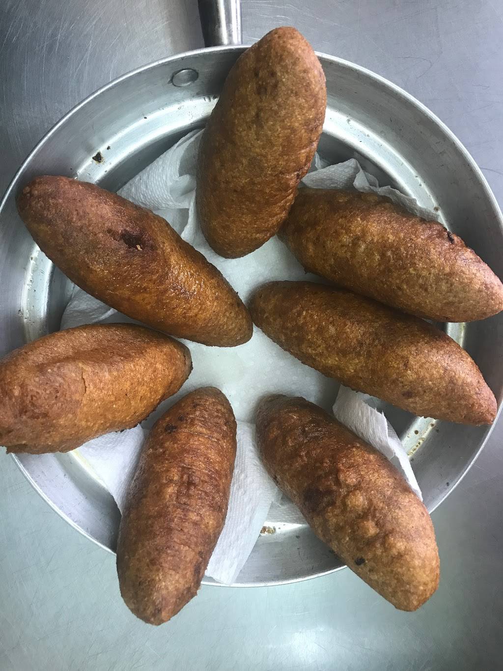 27th St Food Trailer | restaurant | 412 N 27th St, Camden, NJ 08105, USA | 8564953302 OR +1 856-495-3302