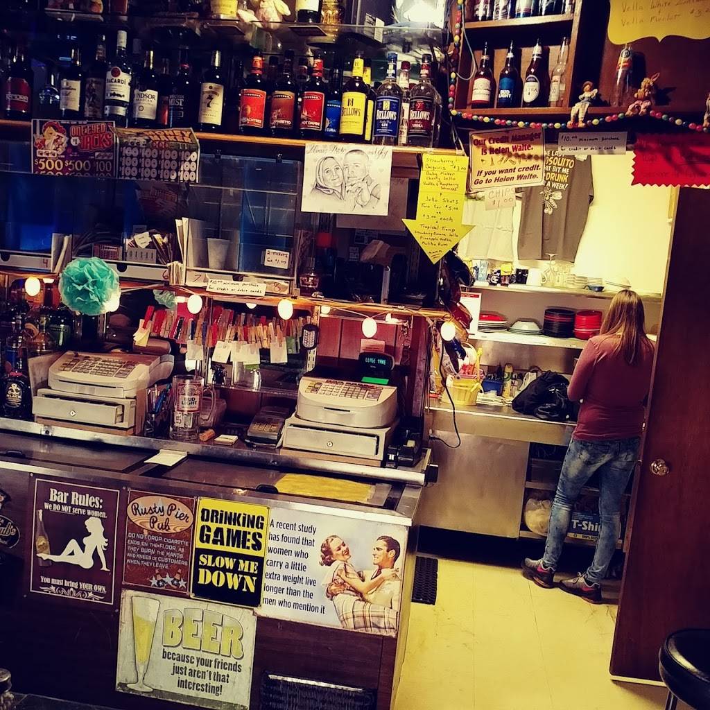 Wooden Nickel | restaurant | 2724 Madison Ave, Indianapolis, IN 46225, USA | 3177843817 OR +1 317-784-3817