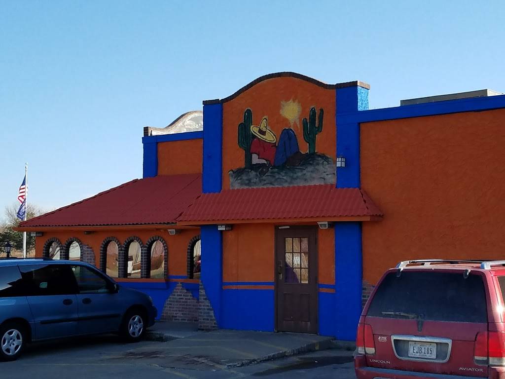 El Ranchero Mexican | restaurant | 21 Sturgis Corner Dr, Iowa City, IA 52246, USA | 3193384324 OR +1 319-338-4324