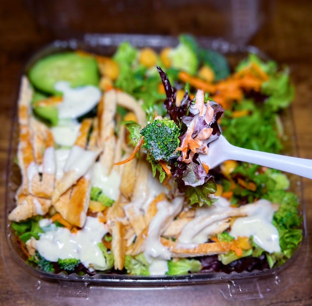 The Lettuce Bar | restaurant | 1400 Park St, Hartford, CT 06106, USA | 8604704511 OR +1 860-470-4511