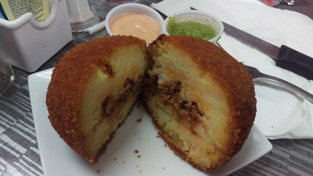 Isla Bonita | restaurant | 6023 Park Ave, West New York, NJ 07093, USA | 2016620062 OR +1 201-662-0062