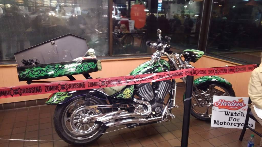 Hardees | restaurant | 1015 N Brindlee Mountain Pkwy, Arab, AL 35016, USA | 2565866848 OR +1 256-586-6848