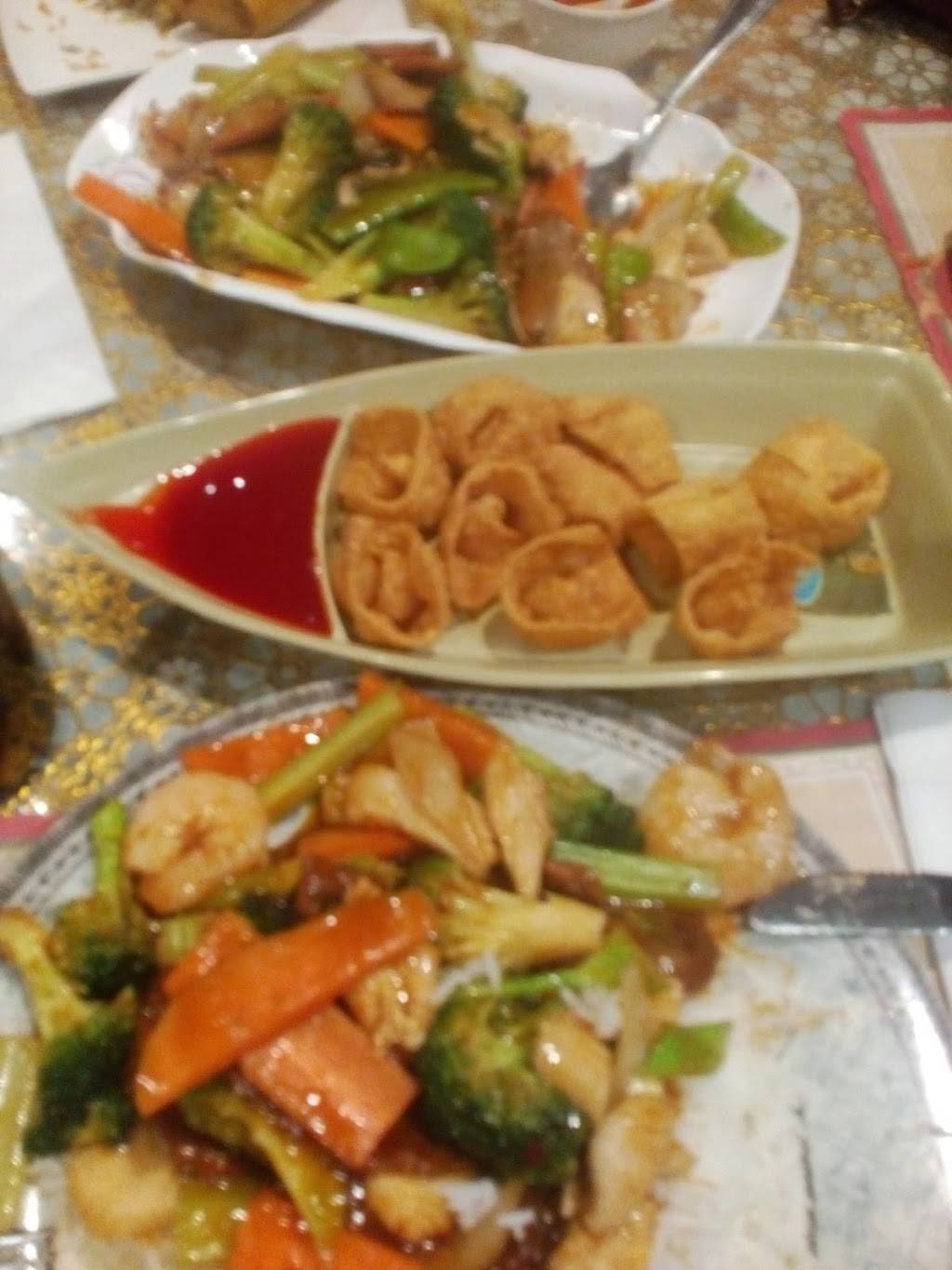 Pearl House Dining Lounge | restaurant | 1160 Beaverwood Rd, Manotick, ON K4M 1E2, Canada | 6136923288 OR +1 613-692-3288