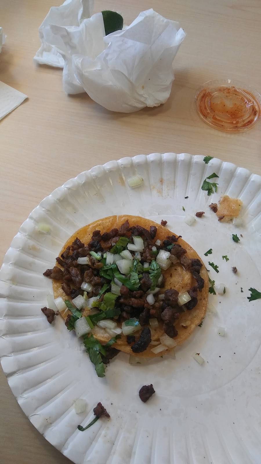 Del Taco | meal takeaway | 2400 Mitchell Rd, Ceres, CA 95307, USA | 2095411970 OR +1 209-541-1970