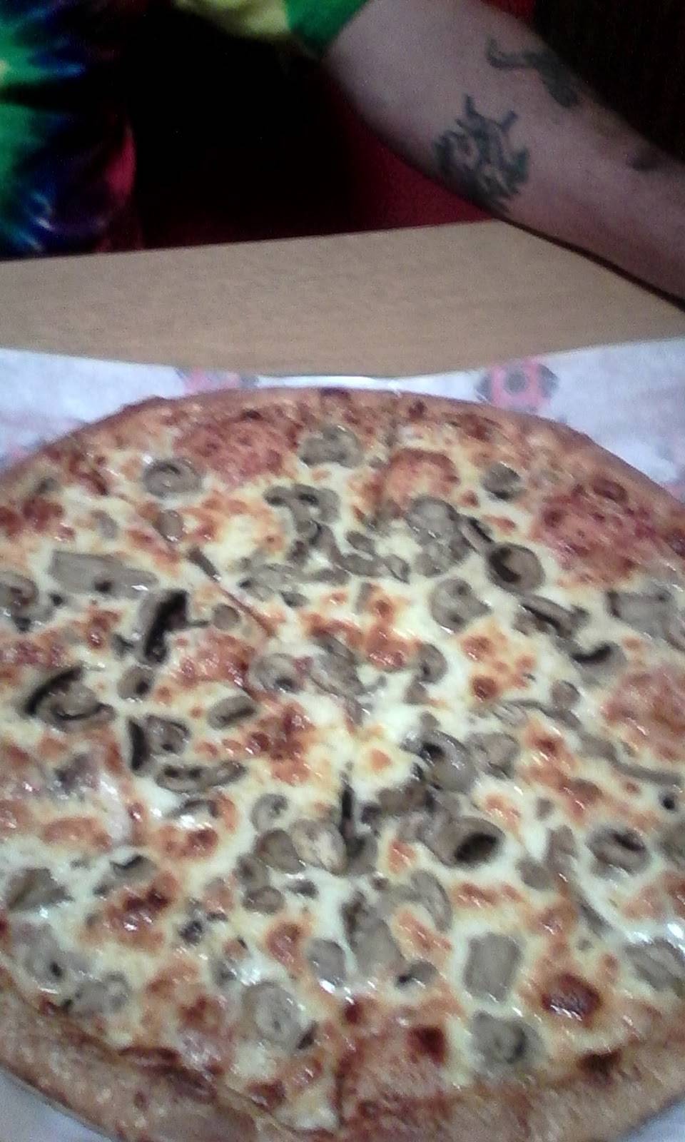 Santoros Pizza | restaurant | 468 Union St, Manchester, NH 03103, USA | 6036276666 OR +1 603-627-6666