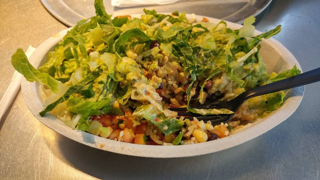 Chipotle Mexican Grill | restaurant | 3952 Rivermark Plaza, Santa Clara, CA 95054, USA | 4084184103 OR +1 408-418-4103