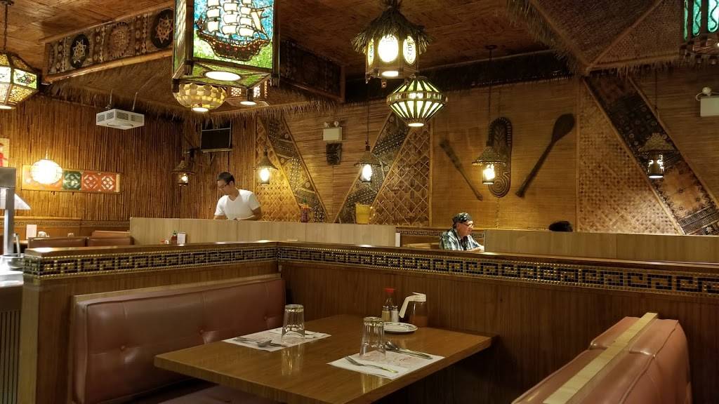 Chows Restaurant | restaurant | 335 Avenue Dorval, Dorval, QC H9S 3H6, Canada | 5146364770 OR +1 514-636-4770