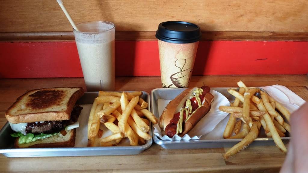 Burgers, Shakes & Fries | restaurant | 302 Delavan Ave, Greenwich, CT 06830, USA | 2035317433 OR +1 203-531-7433