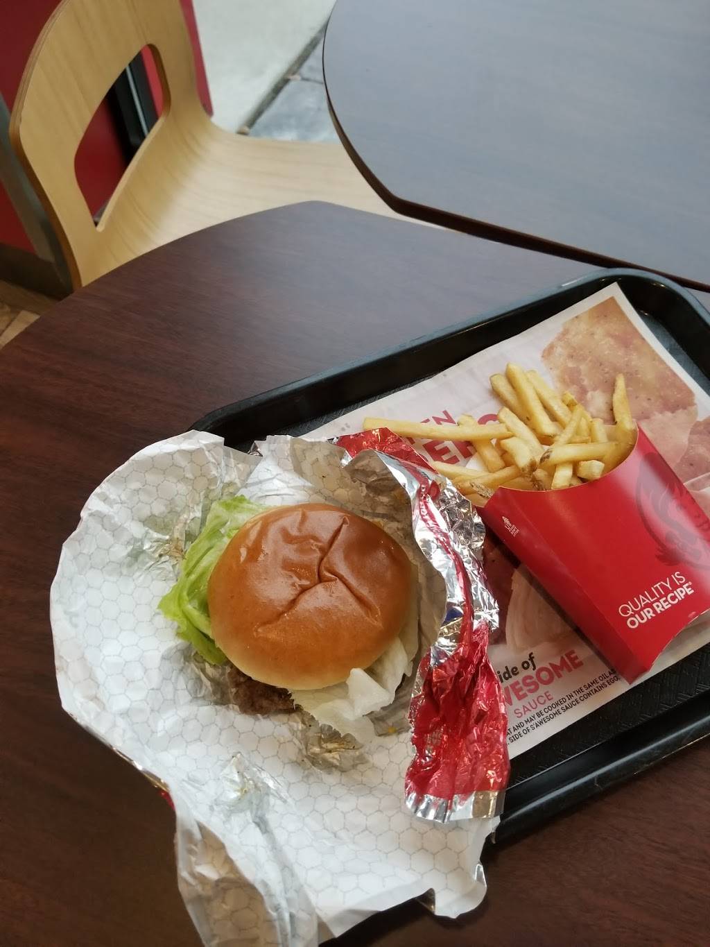 Wendys | restaurant | 2900 Plainfield Rd, Joliet, IL 60435, USA | 8155771409 OR +1 815-577-1409
