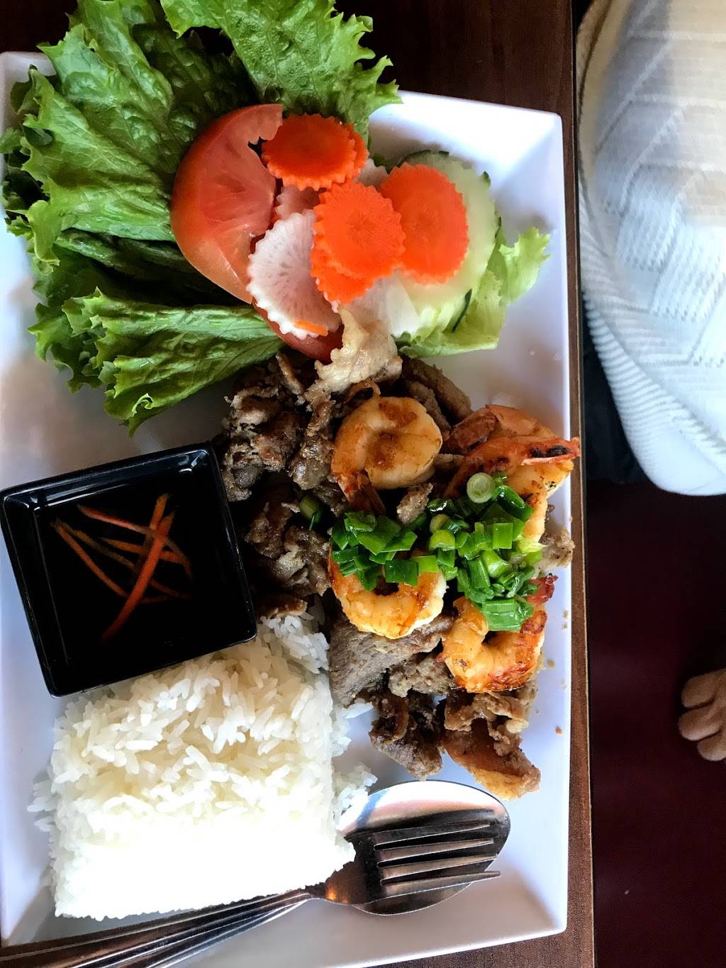 Lotus Phở Asian Cuisines | restaurant | 3838 Lake Tahoe Blvd, South Lake Tahoe, CA 96150, USA | 5306000258 OR +1 530-600-0258