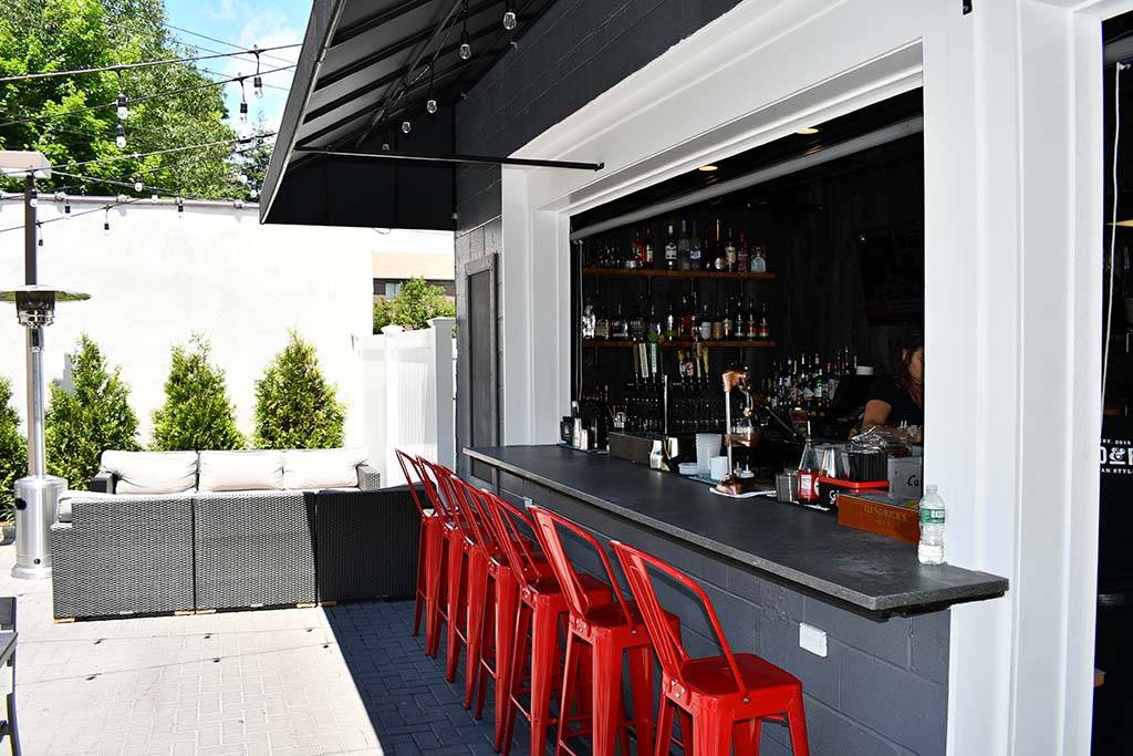 Wood & Fire | restaurant | 118 Brook St, Scarsdale, NY 10583, USA | 9147224854 OR +1 914-722-4854