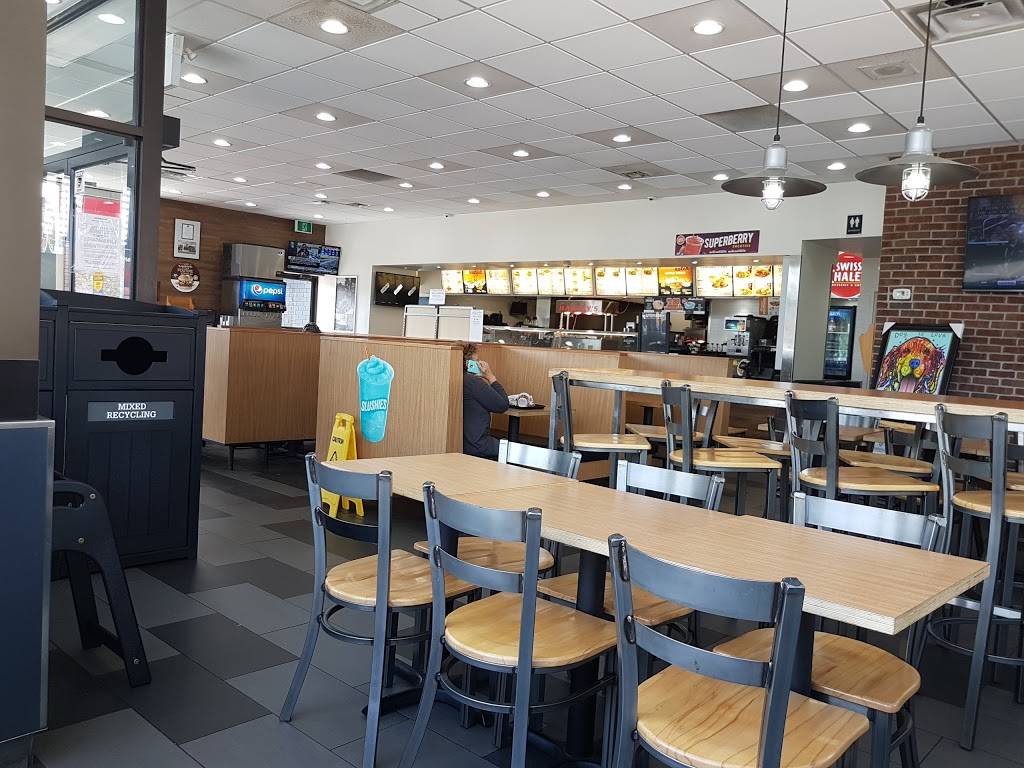 Harveys | restaurant | 255 Dundas St E, Waterdown, ON L0R 2H6, Canada | 9056893140 OR +1 905-689-3140