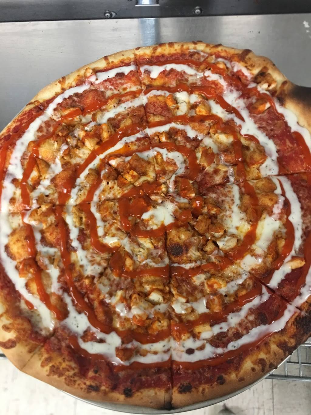 Big Dog Sports Bar & Grill | restaurant | 656 N High St, Bridgton, ME 04009, USA | 2078038491 OR +1 207-803-8491